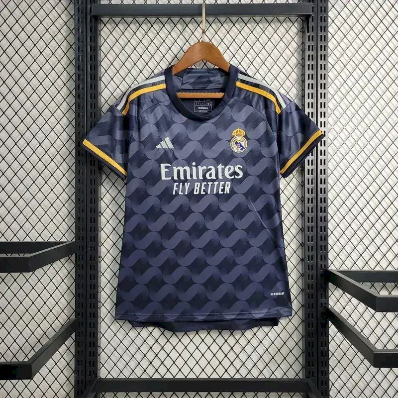 camiseta de mujer Real madrid 23/24