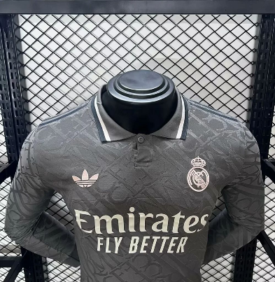 Manga Larga Real madrid lll 24/25 Jugador